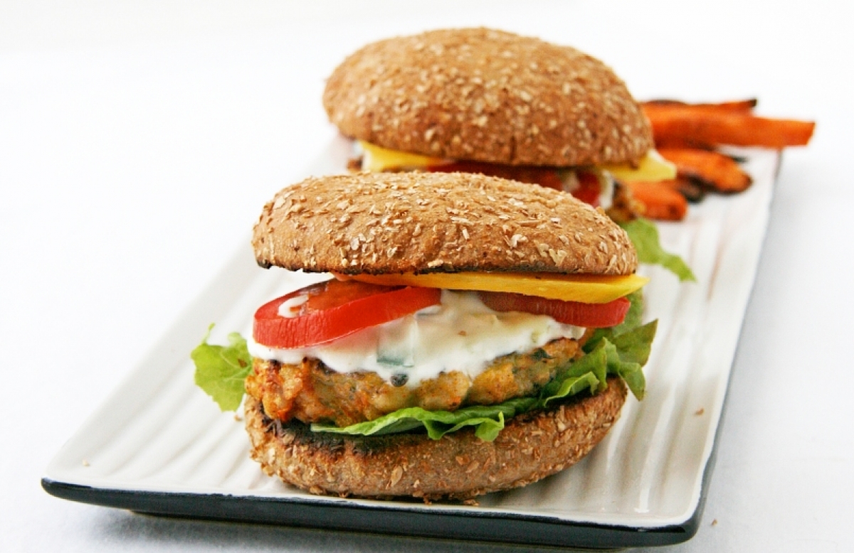 &Upsilon;&gamma;&iota;&epsilon;&iota;&nu;ό burger &mu;&epsilon; &psi;&omega;&mu;ά&kappa;&iota; &kappa;&alpha;&iota; &mu;&alpha;&gamma;&iota;&omicron;&nu;έ&zeta;&alpha;