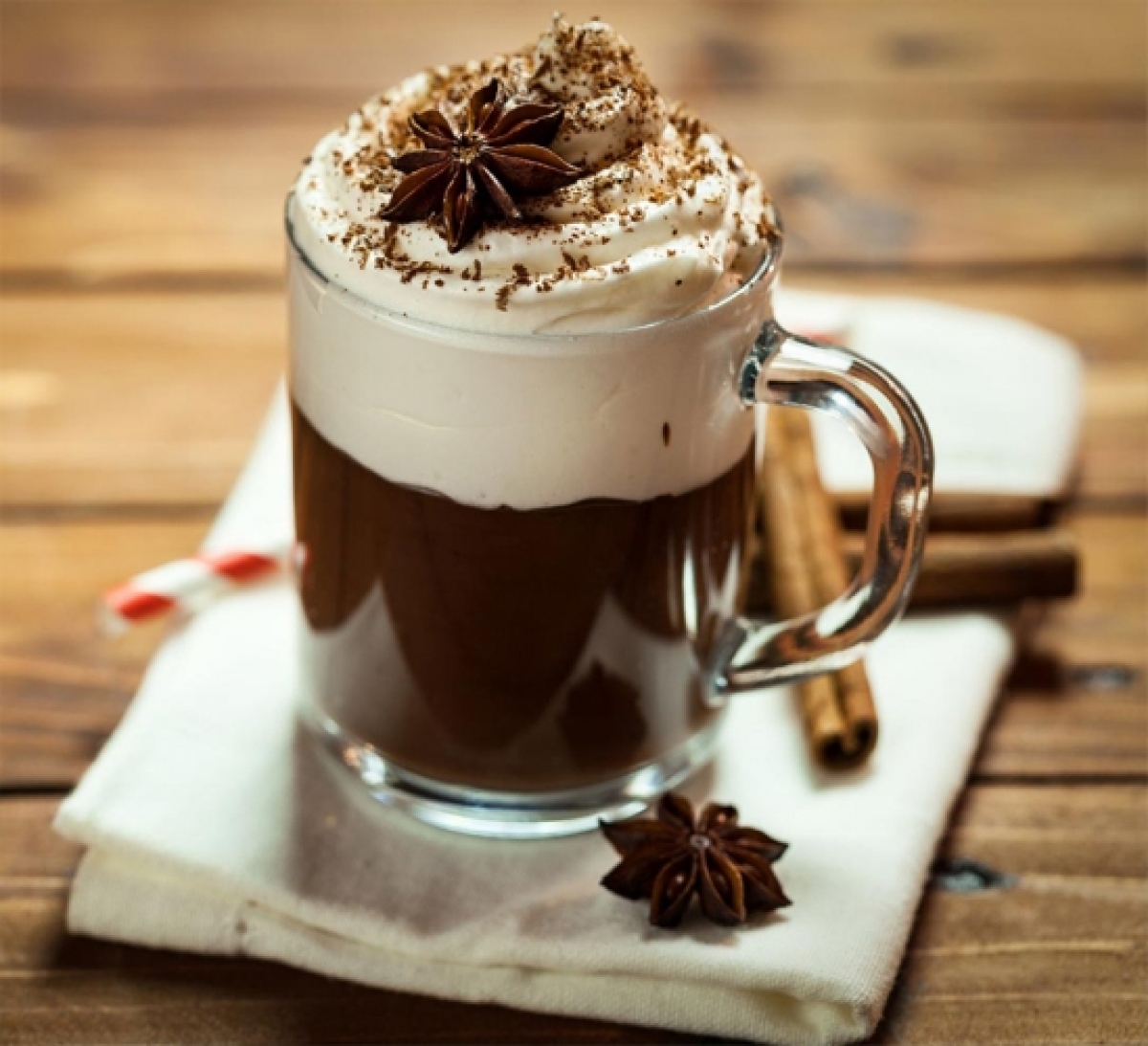 &Sigma;&omicron;&kappa;&omicron;&lambda;ά&tau;&alpha; &Beta;&iota;&epsilon;&nu;&omicron;&upsilon;ά &kappa;&alpha;&iota; coffee cake &mu;&epsilon; &mu;ό&kappa;&alpha;
