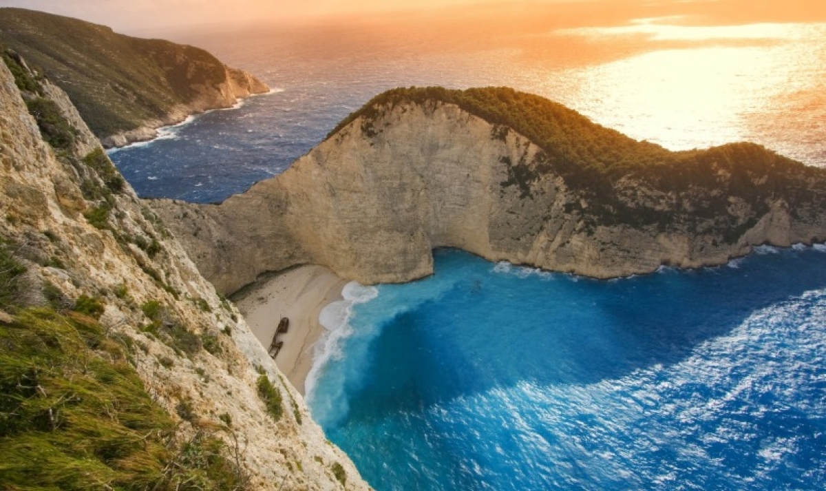 &Zeta;ά&kappa;&upsilon;&nu;&theta;&omicron;&sigmaf;